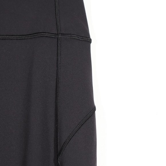 EUC Lululemon In Movement Tight 25" *Everlux Black size 8 - Picture 9 of 11
